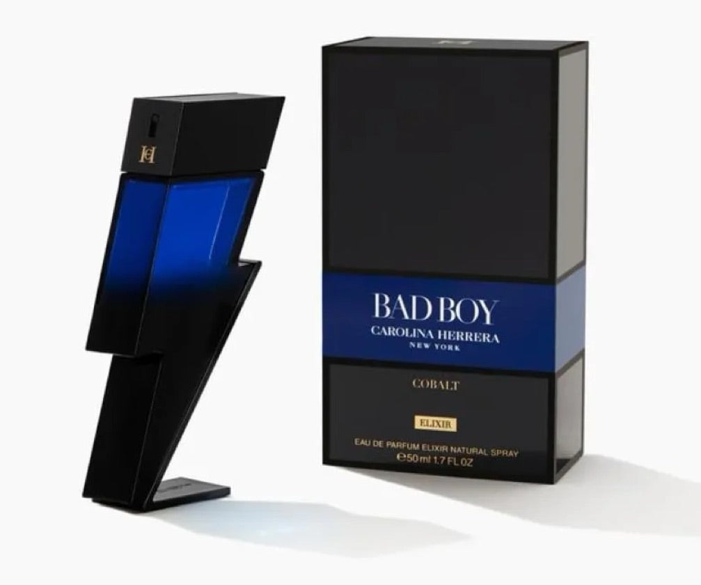 Frasco do perfume Bad Boy Cobalt Elixir da Carolina Herrera, disponível na Now Parfum.