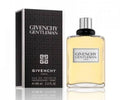 Frasco do perfume Gentleman clássico da Givenchy, disponível na Now Parfum.